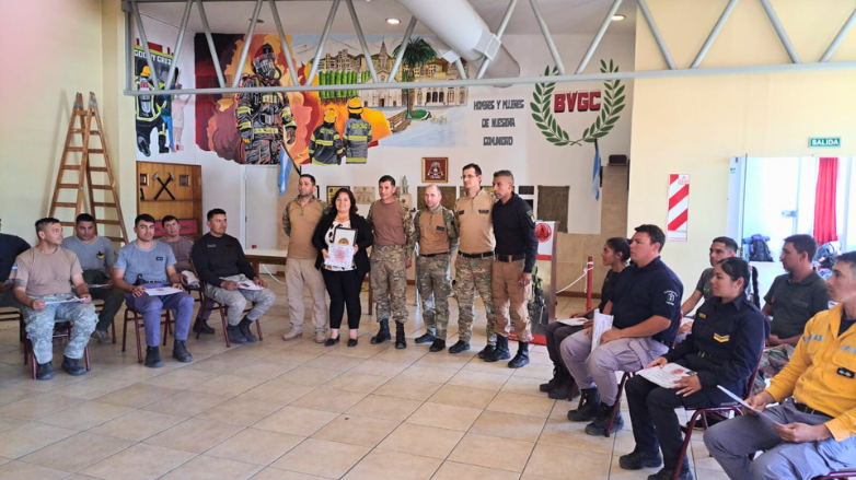 Agentes Penitenciarios de San Juan se destacan en curso de búsqueda y localización de explosivos en Mendoza