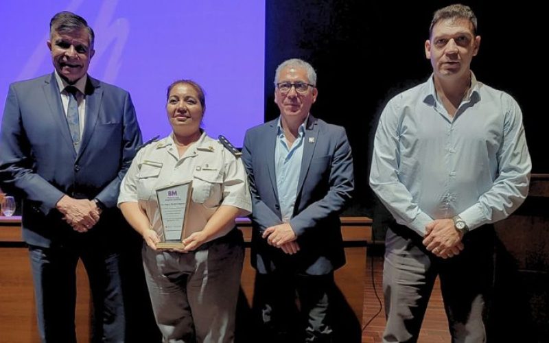 San Juan reconoce a la Jefa de la Seguridad Penitenciaria como mujer destacada