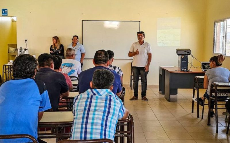 Curso de manipulación de alimentos en el Servicio Penitenciario