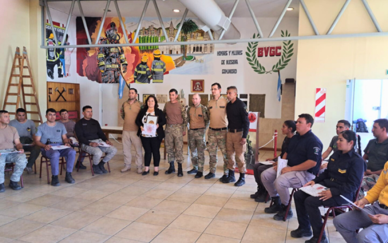 Agentes Penitenciarios de San Juan se destacan en curso de búsqueda y localización de explosivos en Mendoza